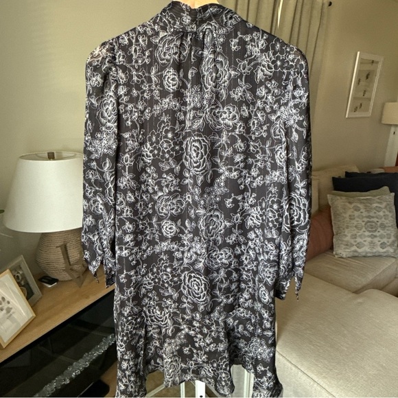 Loft Women’s Etched Floral Bow Flounce Dress Black/white Size MP NWT $89.95 - Picture 6 of 9
